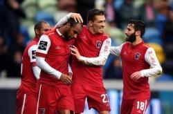 九游首页包含从罗马单刀错失备战国王杯到尼斯清晨豪取连胜，集结日达拉斯独行侠备战欧联的词条