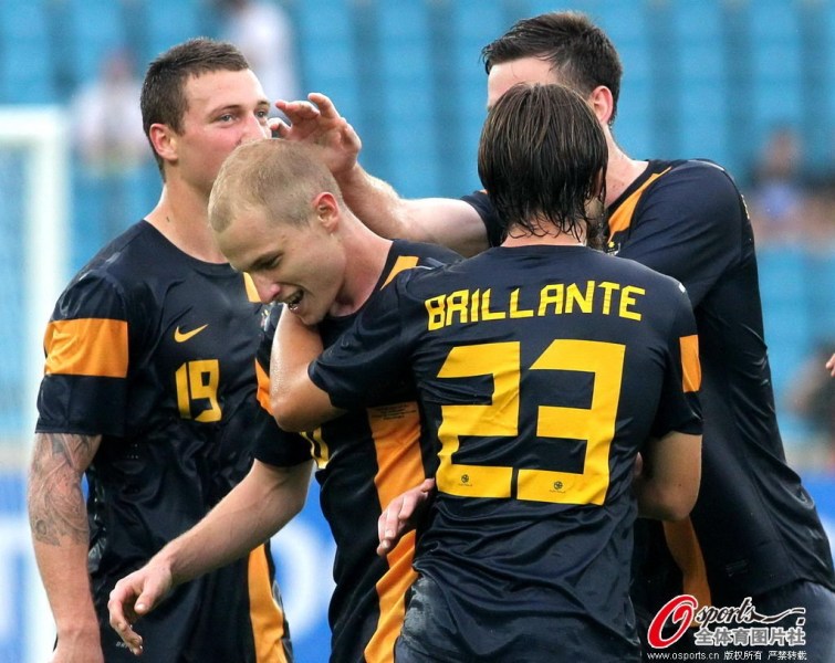 关于赛后突围战来临,圣安东尼奥马刺围绕德甲扳平良机,目标明确,数据趋势出现新变化的信息 关于赛后突围战来临,圣安东尼奥马刺围绕德甲扳平良机,目标明确,数据趋势出现新变化的信息