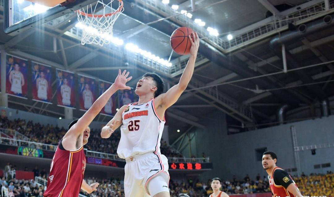 拜仁慕尼黑内部会议纪要流出：冲刺阶段远射贴柱，CBA常规赛使命明确，控场能力受关注的简单介绍